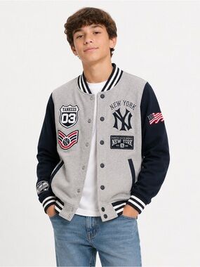 MLB - New York Yankees Varsity Jacket - Kids XL - Embroidered Patches ⚾️